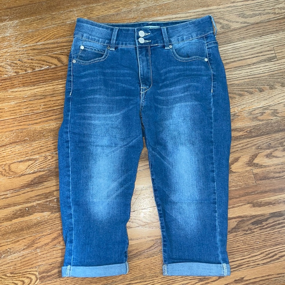 Capri Jeans